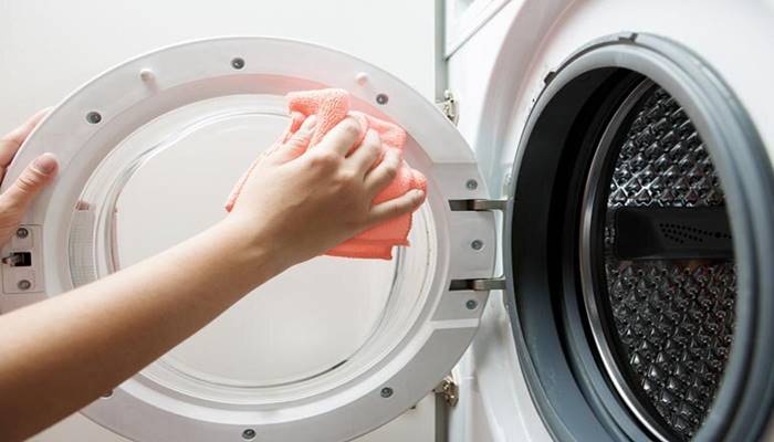 Những lợi ích từ việc vệ sinh máy giặt Hitachi thường xuyên Những lợi ích từ việc vệ sinh máy giặt Hitachi thường xuyên