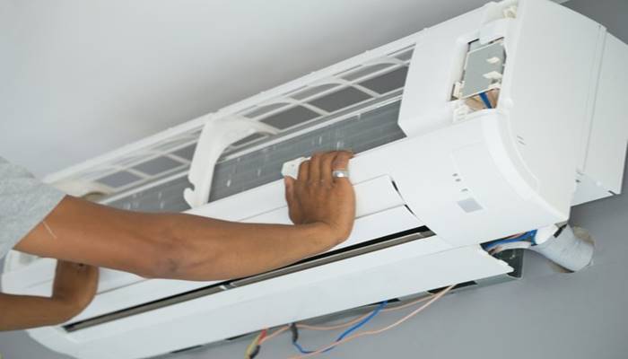 Tại sao phải vệ sinh máy lạnh thường xuyên? Tại sao phải vệ sinh máy lạnh thường xuyên?