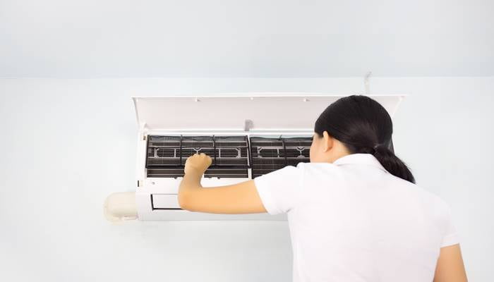 Những lưu ý khi vệ sinh máy lạnh Hitachi tại nhà Những lưu ý khi vệ sinh máy lạnh Hitachi tại nhà