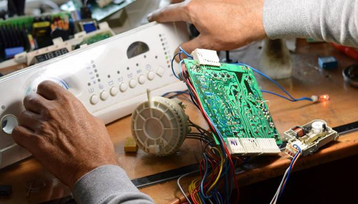 Nguyên nhân dẫn đến việc hư hỏng board máy giặt Samsung Nguyên nhân dẫn đến việc hư hỏng board máy giặt Samsung
