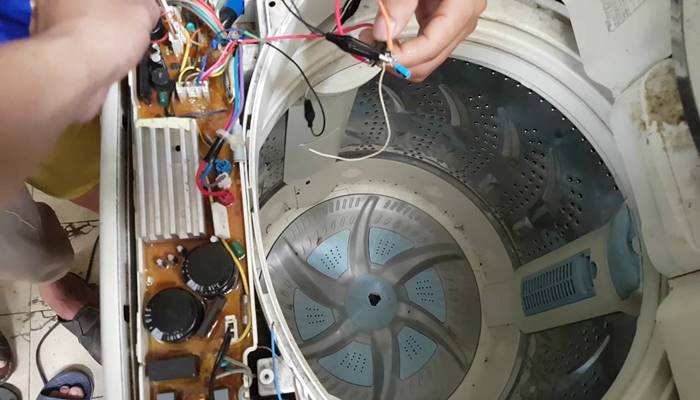 Nguyên nhân dẫn đến việc hư hỏng board máy giặt Sanyo Nguyên nhân dẫn đến việc hư hỏng board máy giặt Sanyo