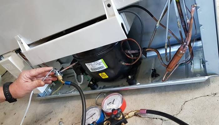 Quy trình thay block tủ lạnh Daikin giá rẻ Quy trình thay block tủ lạnh Daikin giá rẻ