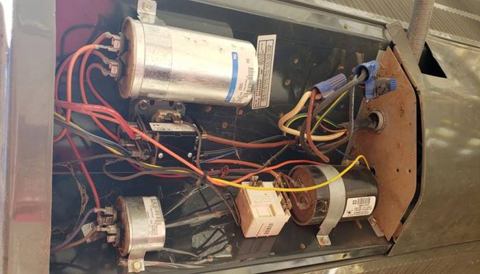 Nguyên nhân dẫn đến việc tụ điều hòa Sanyo bị hư hỏng Nguyên nhân dẫn đến việc tụ điều hòa Sanyo bị hư hỏng