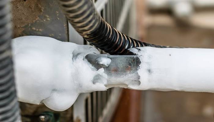 Máy lạnh bị ảnh hưởng như thế nào khi cục nóng bị đóng tuyết? Máy lạnh bị ảnh hưởng như thế nào khi cục nóng bị đóng tuyết?
