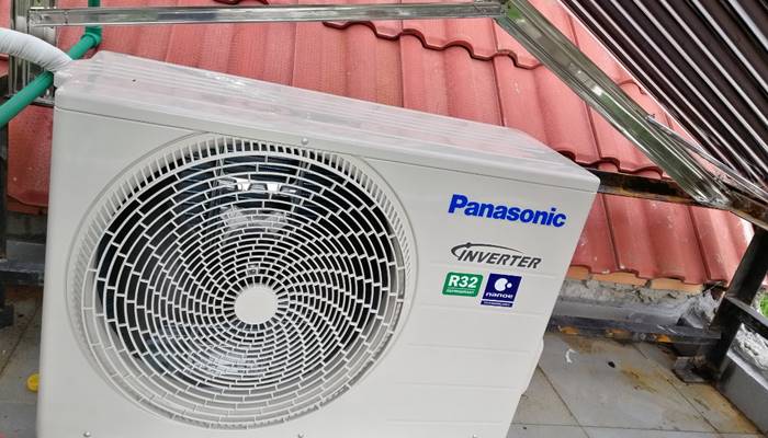 Do dàn nóng tắc bẩn, không được vệ sinh thường xuyên Do dàn nóng tắc bẩn, không được vệ sinh thường xuyên