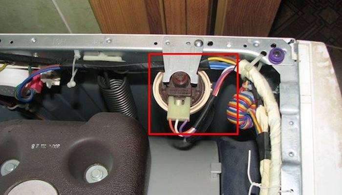 Lỗi PE – Lỗi đường phao trong máy Lỗi PE – Lỗi đường phao trong máy
