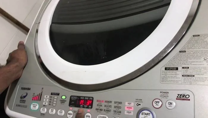Máy giặt Toshiba báo lỗi khóa cửa là lỗi gì? Máy giặt Toshiba báo lỗi khóa cửa là lỗi gì?