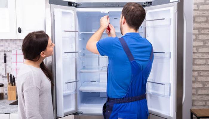 Bộ xả đá không hoạt động khiến ngăn đông bị đóng tuyết Bộ xả đá không hoạt động khiến ngăn đông bị đóng tuyết