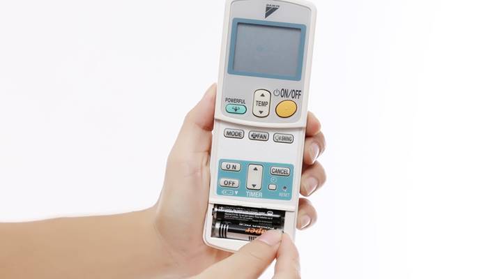 Trường hợp remote điều hòa bị hư Trường hợp remote điều hòa bị hư