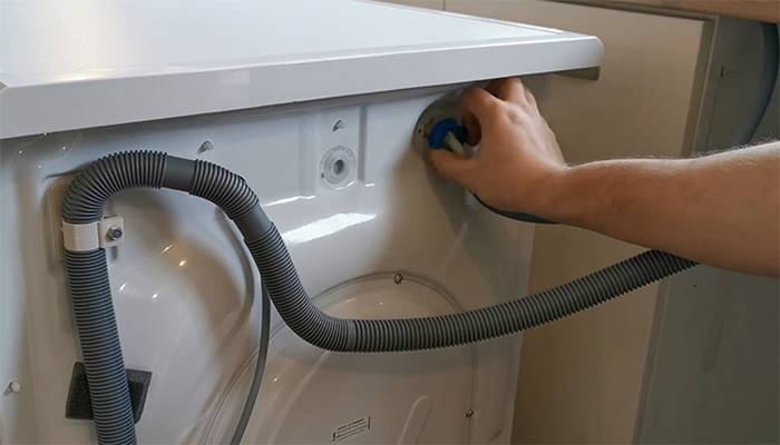 Kiểm tra đường ống cấp nước Kiểm tra đường ống cấp nước