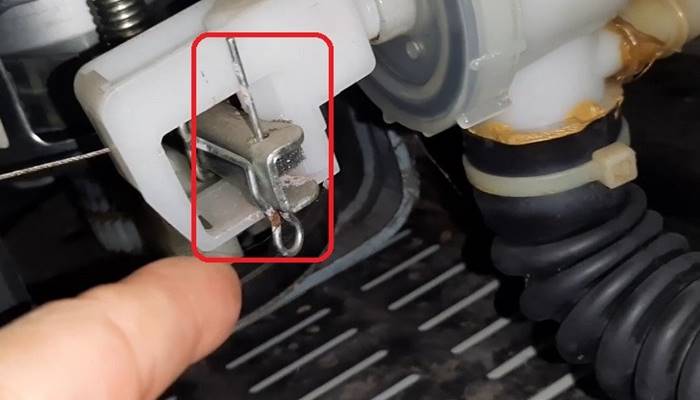 Kiểm tra van xả, motor xả Kiểm tra van xả, motor xả