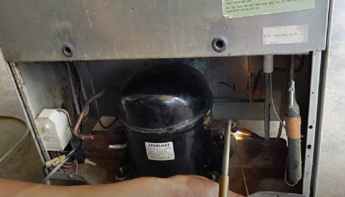 Ghim lốc máy bị tuột Ghim lốc máy bị tuột