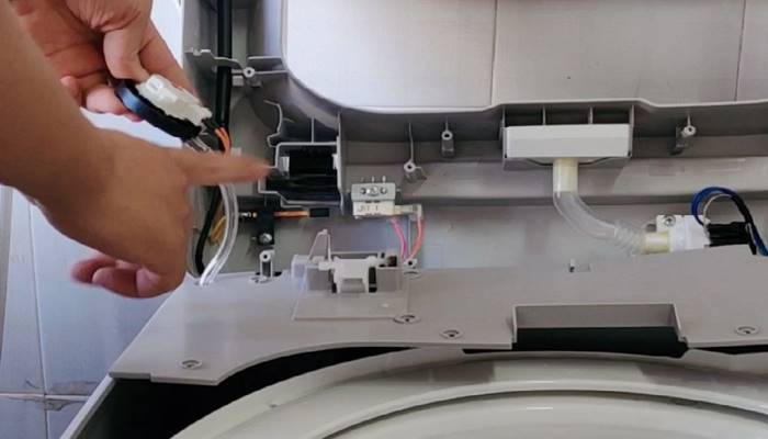 Máy giặt bị hỏng phao áp suất Máy giặt bị hỏng phao áp suất