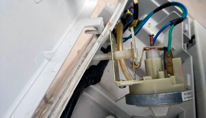Phao áp suất máy giặt là gì? Phao áp suất máy giặt là gì?