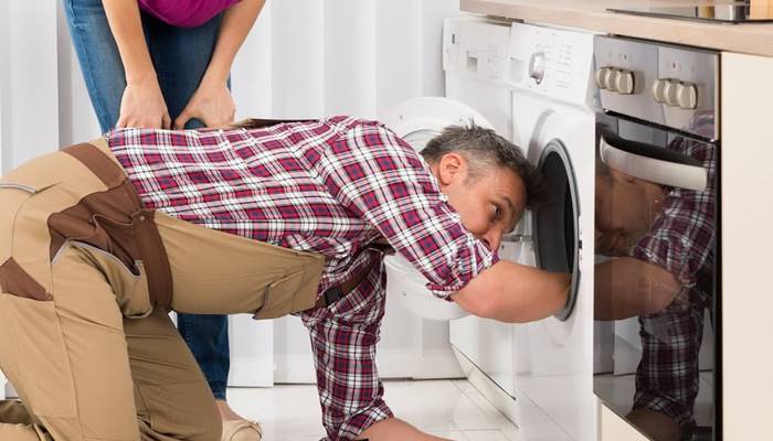 Cửa máy giặt chưa được đóng kín Cửa máy giặt chưa được đóng kín