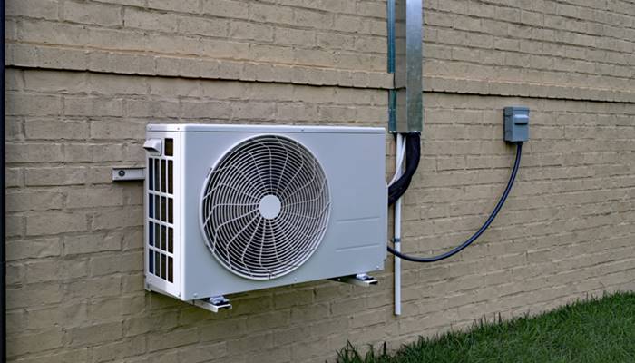 Quạt dàn nóng gặp sự cố Quạt dàn nóng gặp sự cố