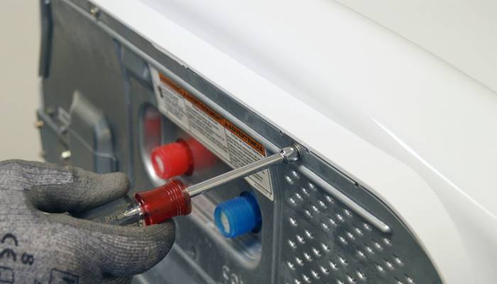 Do van cấp nước bị lỗi Do van cấp nước bị lỗi