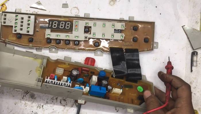 Xử lý mạch điều khiển trung tâm bị treo/lỗi Xử lý mạch điều khiển trung tâm bị treo/lỗi