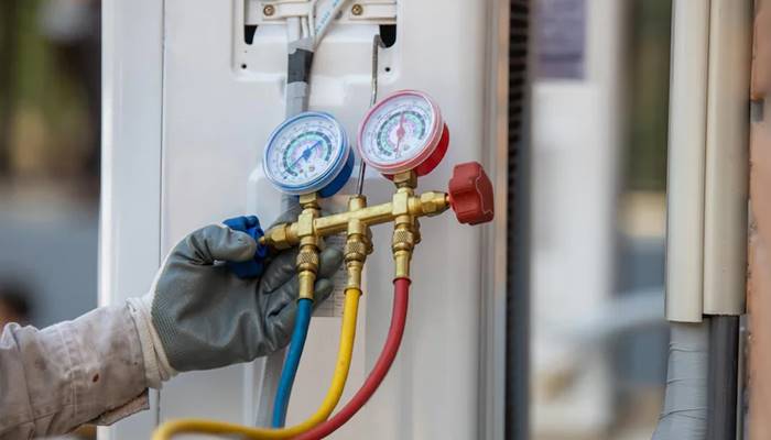 Kiểm tra gas máy lạnh Kiểm tra gas máy lạnh