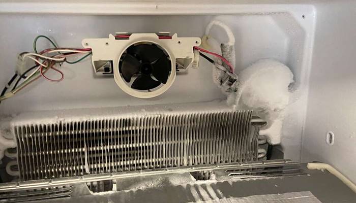 Có vật cản ở cánh quạt tủ lạnh Có vật cản ở cánh quạt tủ lạnh