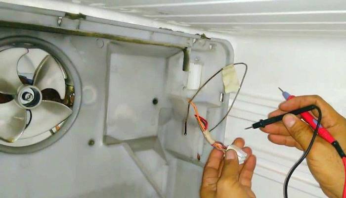 Kiểm tra cánh quạt tủ lạnh Kiểm tra cánh quạt tủ lạnh