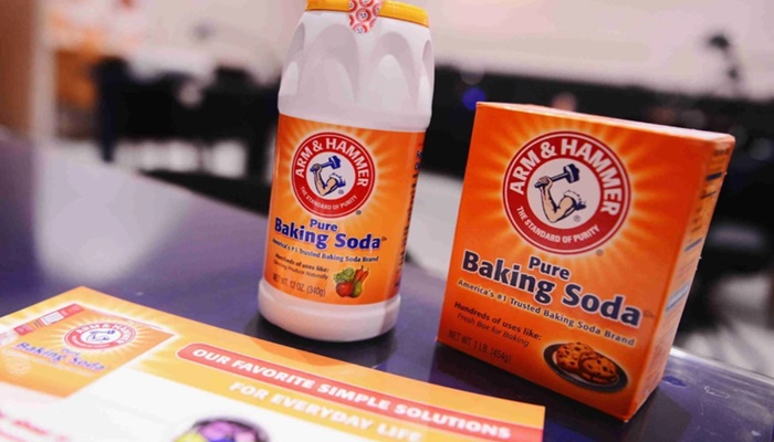 Dùng Baking soda Dùng Baking soda