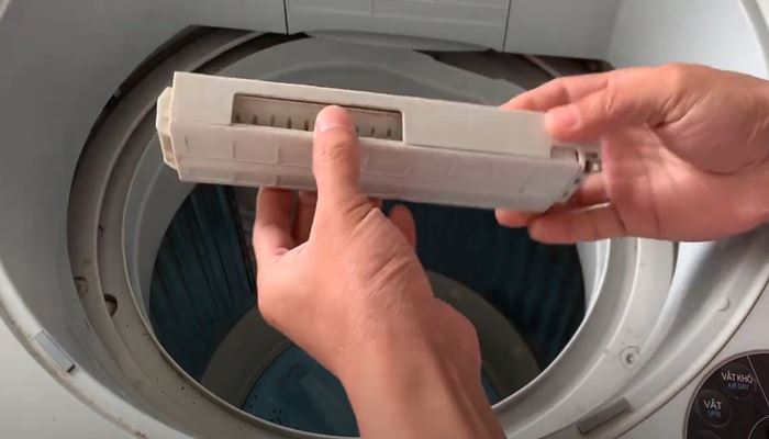 Lỗi UF trên máy giặt Sharp là gì? Lỗi UF trên máy giặt Sharp là gì?
