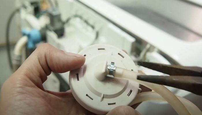 Van áp lực bị hỏng Van áp lực bị hỏng