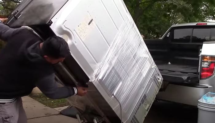 Các bước di chuyển tủ lạnh an toàn Các bước di chuyển tủ lạnh an toàn