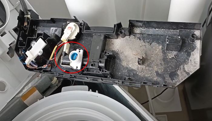 Kiểm tra van cấp nước Kiểm tra van cấp nước