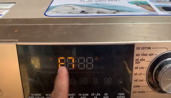 Lỗi F7 trên máy giặt Aqua là gì? Lỗi F7 trên máy giặt Aqua là gì?