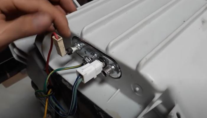 Nguyên nhân máy giặt Electrolux báo lỗi E71 Nguyên nhân máy giặt Electrolux báo lỗi E71